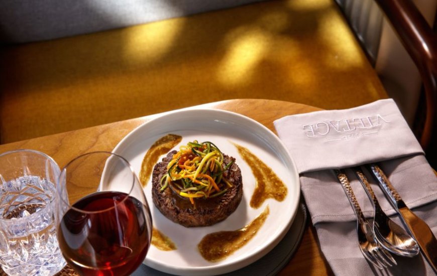 Can tourists eat with a knife and fork in Vietnam? Vietnam Escape Tours