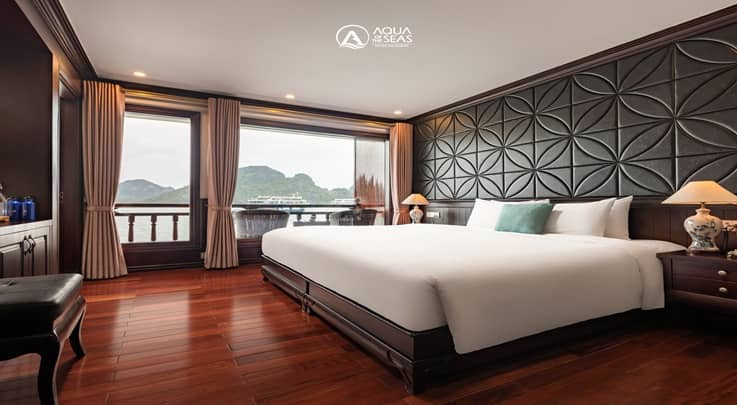 Aqua Senior Suite