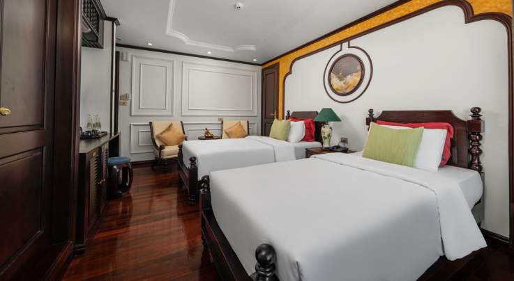 EXECUTIVE BALCONY SUITE