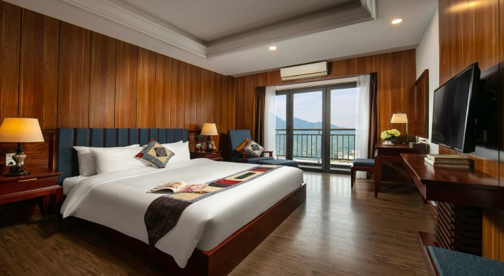 Superior Mountain View Room