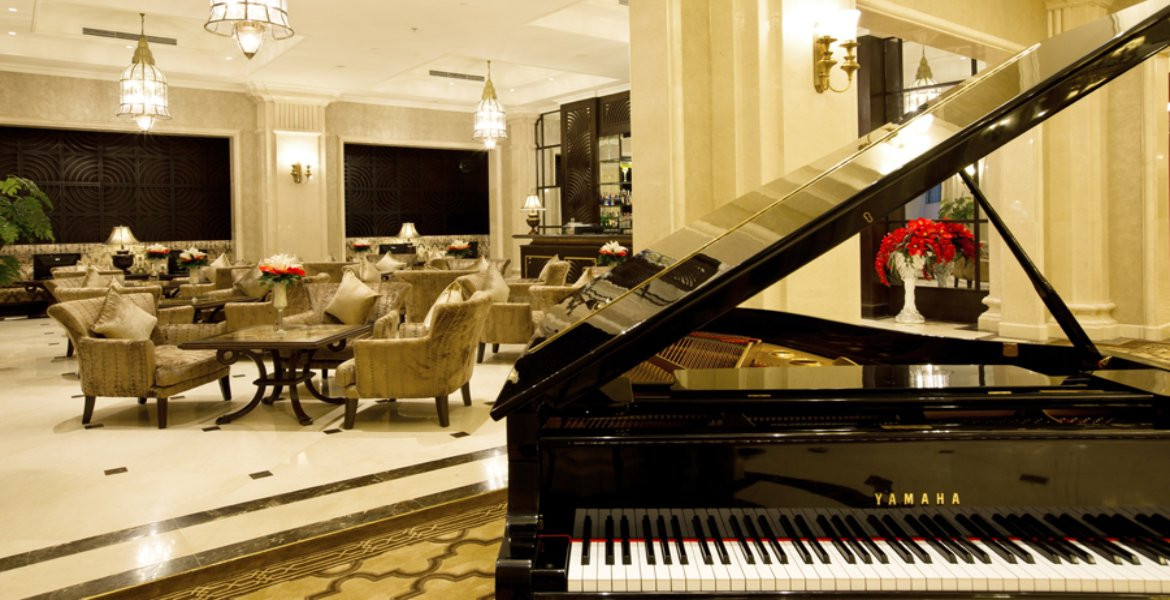 Skyline bar & Coffee Lounge