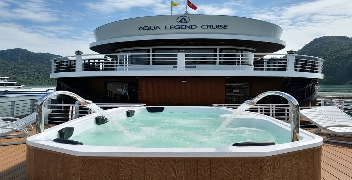 Aqua Legend Cruise