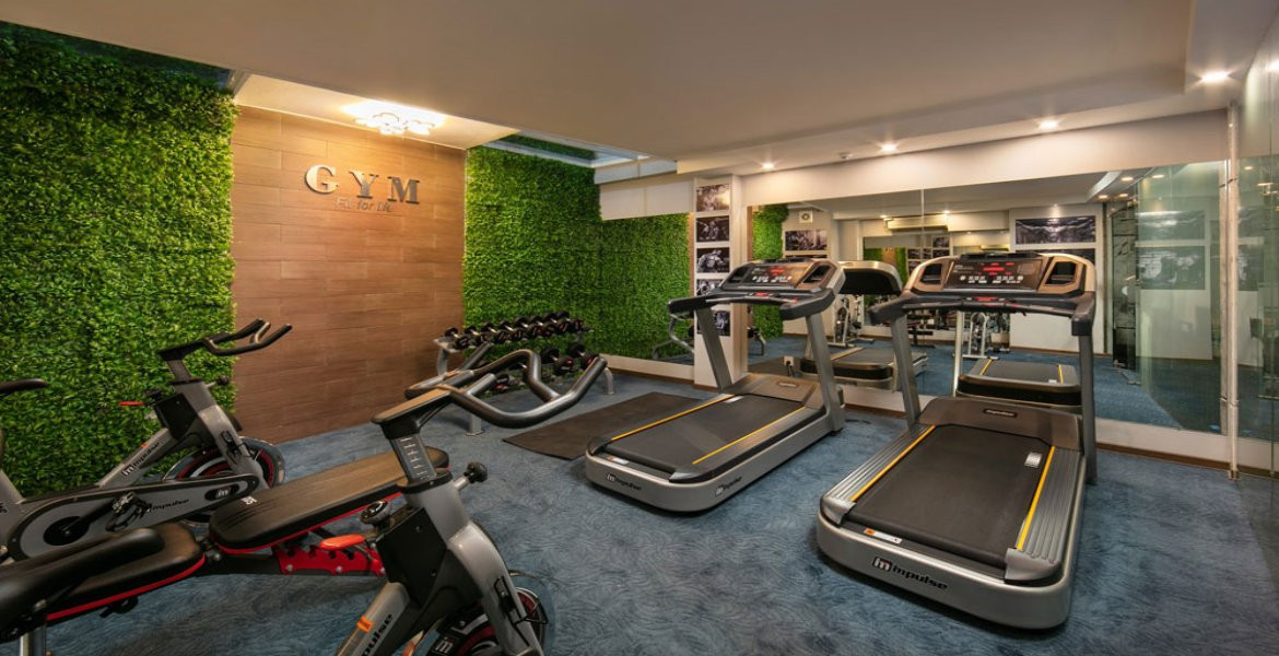 Shining Central Hotel & Spa